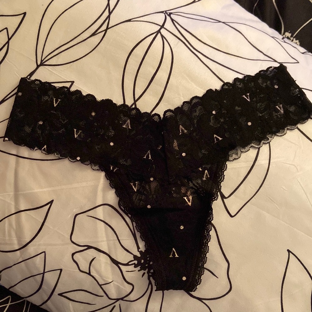 NWT Victoria’s Secret Black Lace Logo Thong